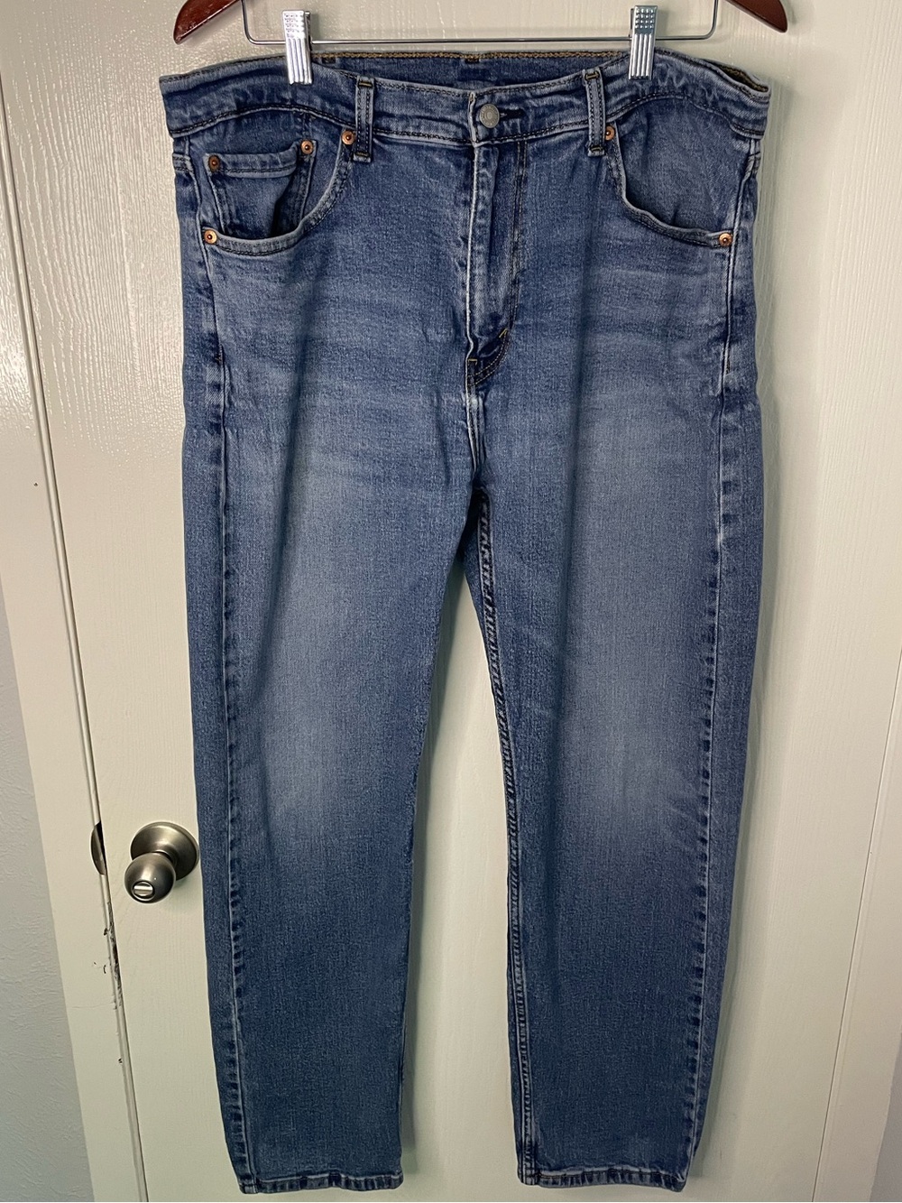 Levi’s 505 Regular Fit Straight Leg Jeans Men’s 38x32